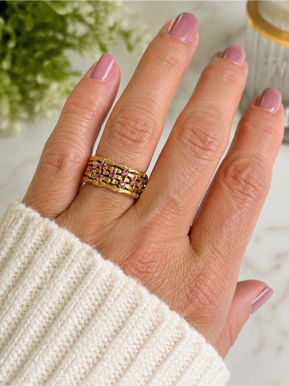 18k Gold Ruby Bamboo Ring Band 7gm Size 7